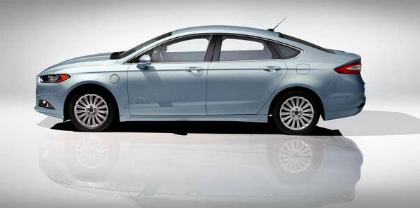 ford-mondeo-2013-4 ford-mondeo-2013-4