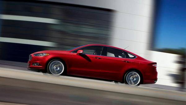 ford-mondeo-2013-7 ford-mondeo-2013-7