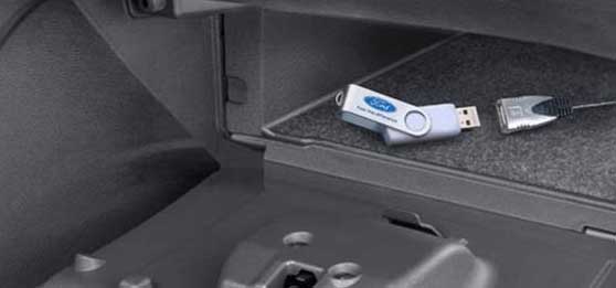 ford-propose-un-nouvel-accessoire-pour-les-modeles-depourvus-dune-prise-usb ford-propose-un-nouvel-accessoire-pour-les-modeles-depourvus-dune-prise-usb