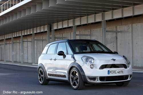 mini-streetman mini-streetman