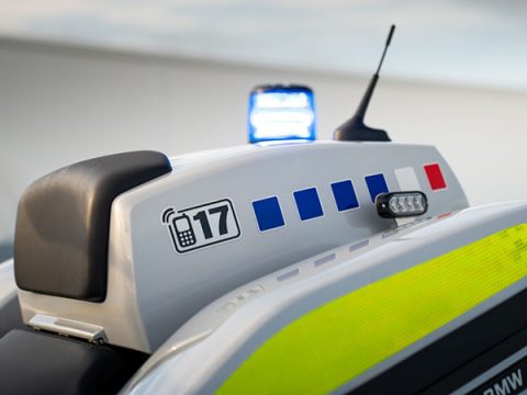 Police - SP12 Pin's Pins / beau et rare / POLICE / MOTARD BMU