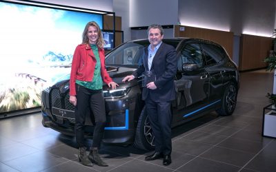 La nouvelle BMW iX remporte la première place dans la catégorie « Connected Car » aux Automobiles Awards by Motul 2021.