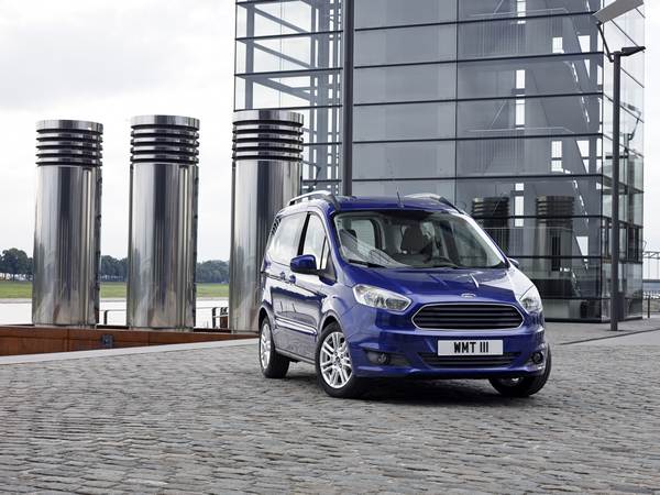 Ford Tourneo Courier (2)
