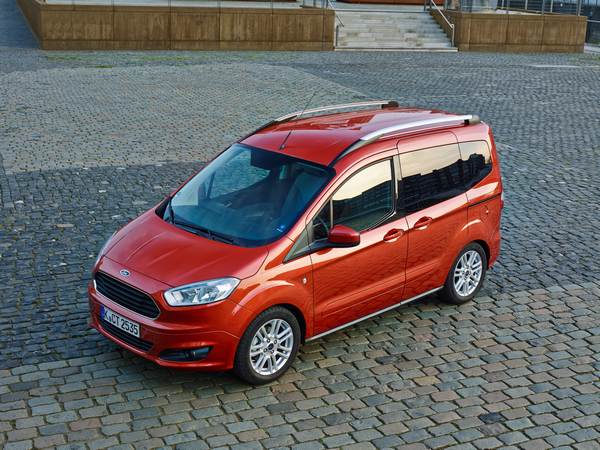 Ford Tourneo Courier (4)
