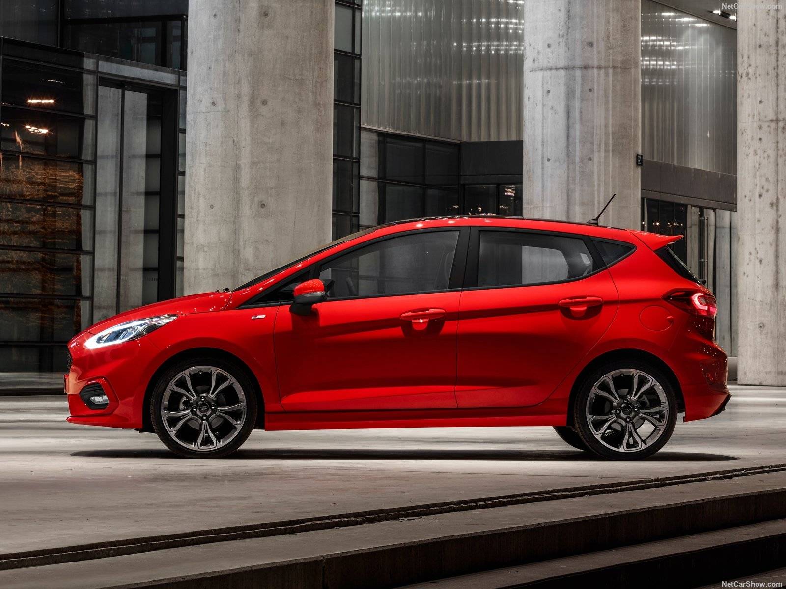 Ford-Fiesta-2017-1600-2c