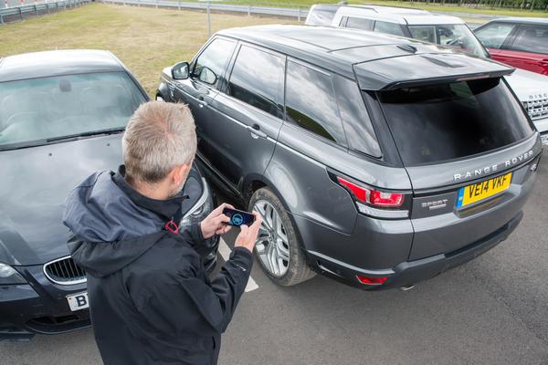 RANGE ROVER SPORT TÉLÉCOMMANDÉ (4)