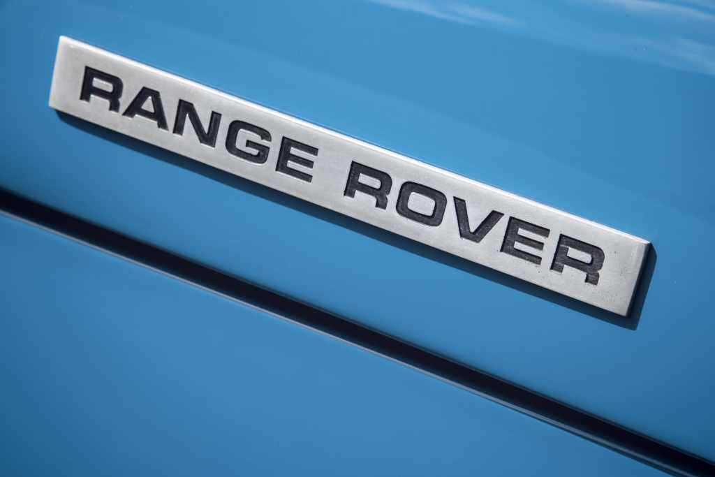 RANGE ROVER FIFTY : 50 ANS D’INNOVATION DE POINTE 2 RR Classic 1970 TuscanBlue 170620 02