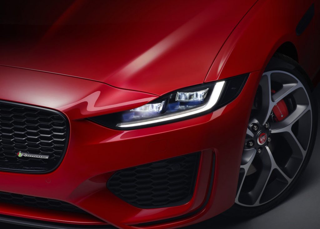 Jaguar XE