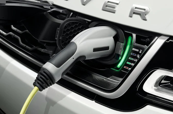 Découverte du Range Rover Sport hybride rechargeable