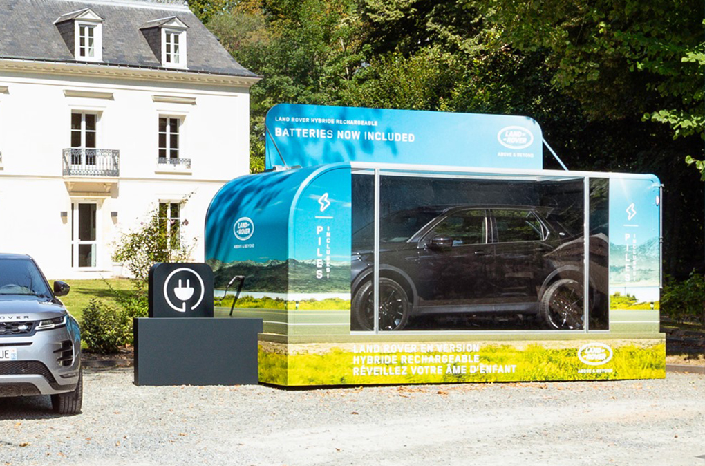 tournée playground land rover