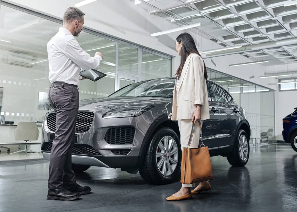 LOA Land Rover : les avantages de la location avec option d’achat