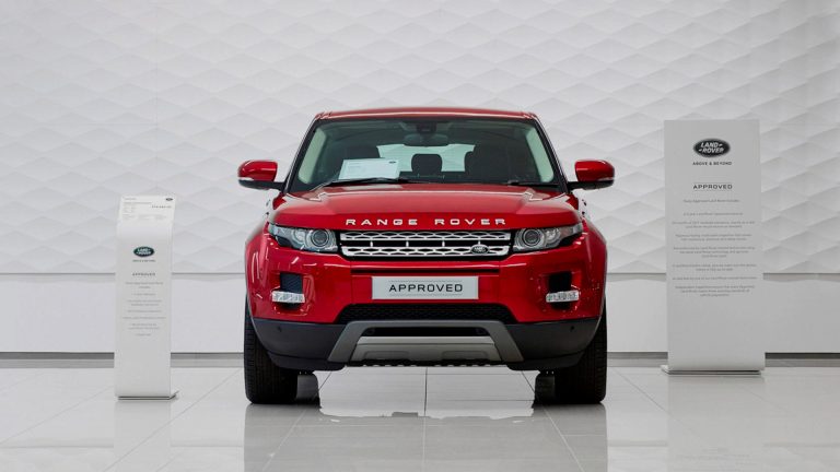 Land Rover Approved : véhicules d’occasion certifiés selon 165 points de contrôle