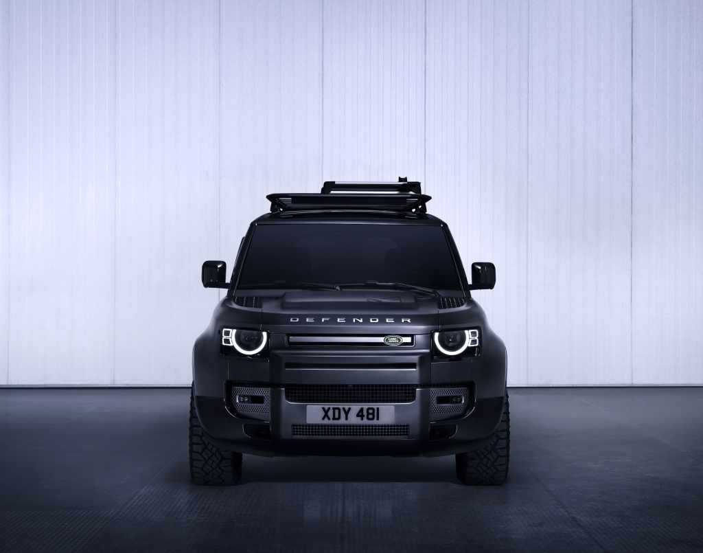 Les nouveaux Defender 130 Outbound et 130 V8 rejoignent la gamme Defender 3 Defender 130 Outbound 2 1 Les nouveaux Defender 130 Outbound et 130 V8 rejoignent la gamme Defender 3 Defender 130 Outbound 2 1