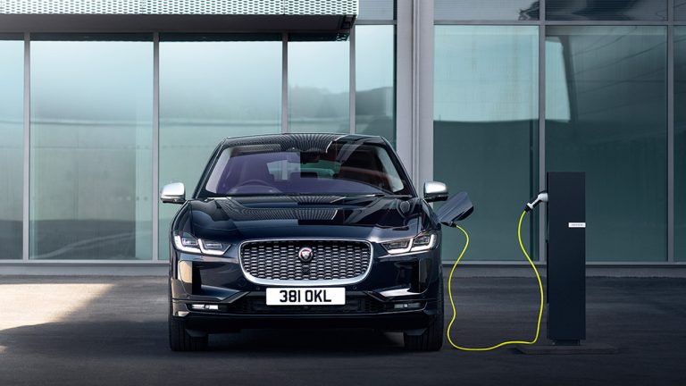 Jaguar I-Pace d’occasion – Roulez en 100% électrique dès 669€/mois*