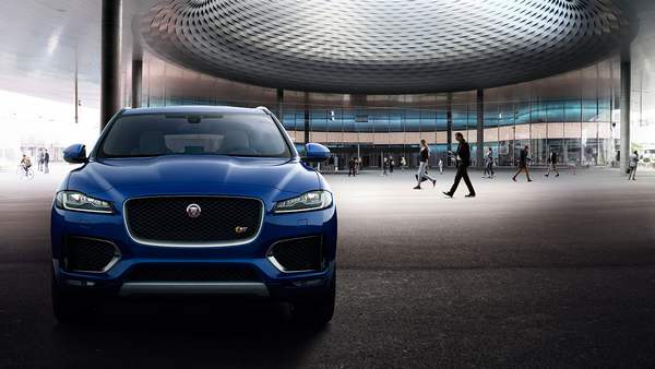 NOUVELLE JAGUAR F-PACE 5
