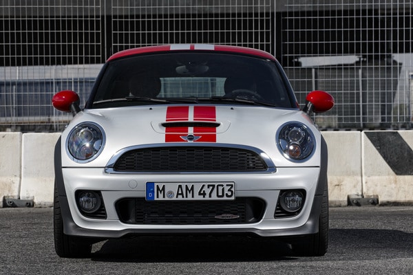 mini-coupe-photo-officielle-1