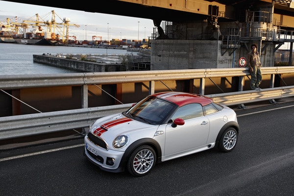 mini-coupe-photo-officielle-10