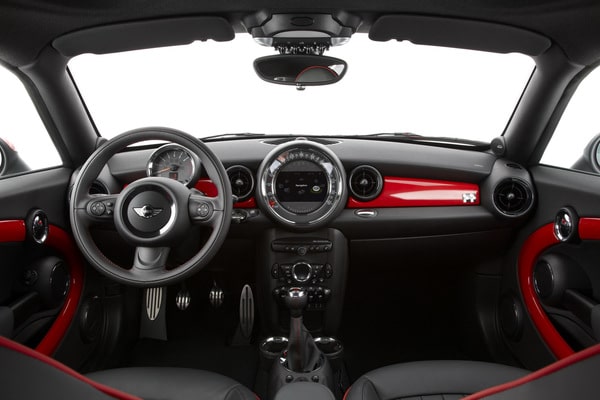 mini-coupe-photo-officielle-13