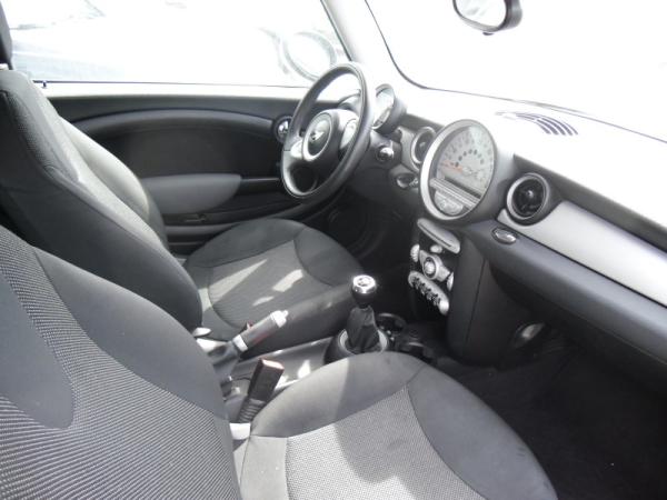 MINI Clubman Cooper D (3)