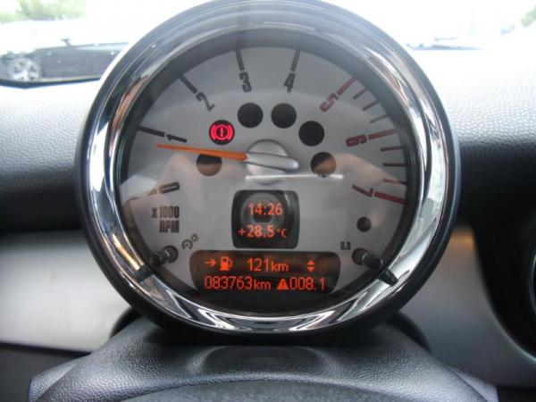 MINI Clubman Cooper D (5)