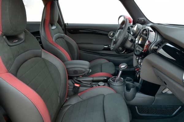 MINI John Cooper Works- (11)