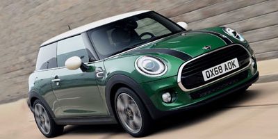 La MINI 60 Years Edition : Esprit sportif traditionnel et style britannique.