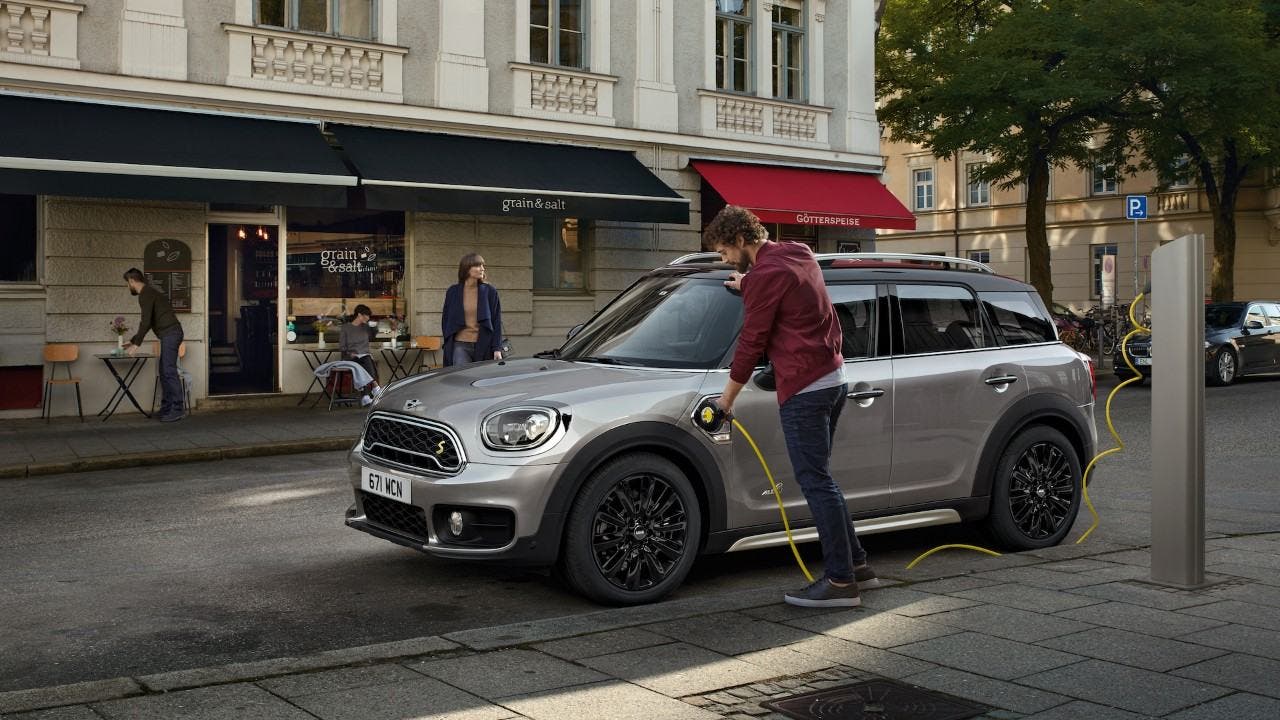 MINI-Countryman-PHEV-2