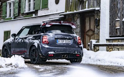 La MINI John Cooper Works GP affronte le froid !