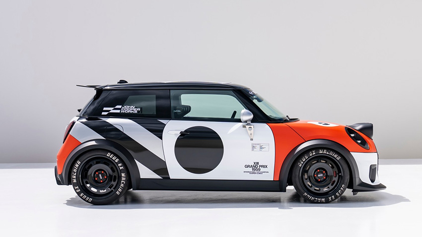 MINI JCW Deus Ex Machina - the Machina