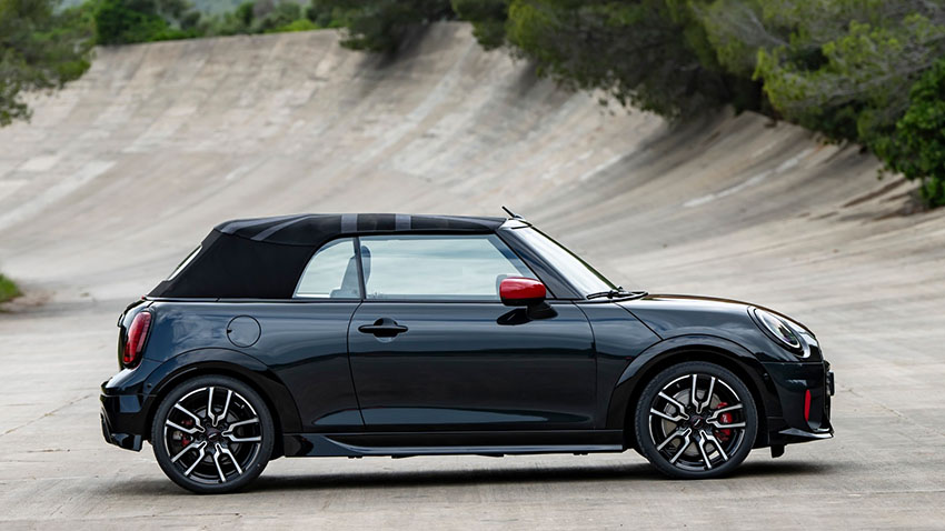 MINI John Cooper Works Cabrio