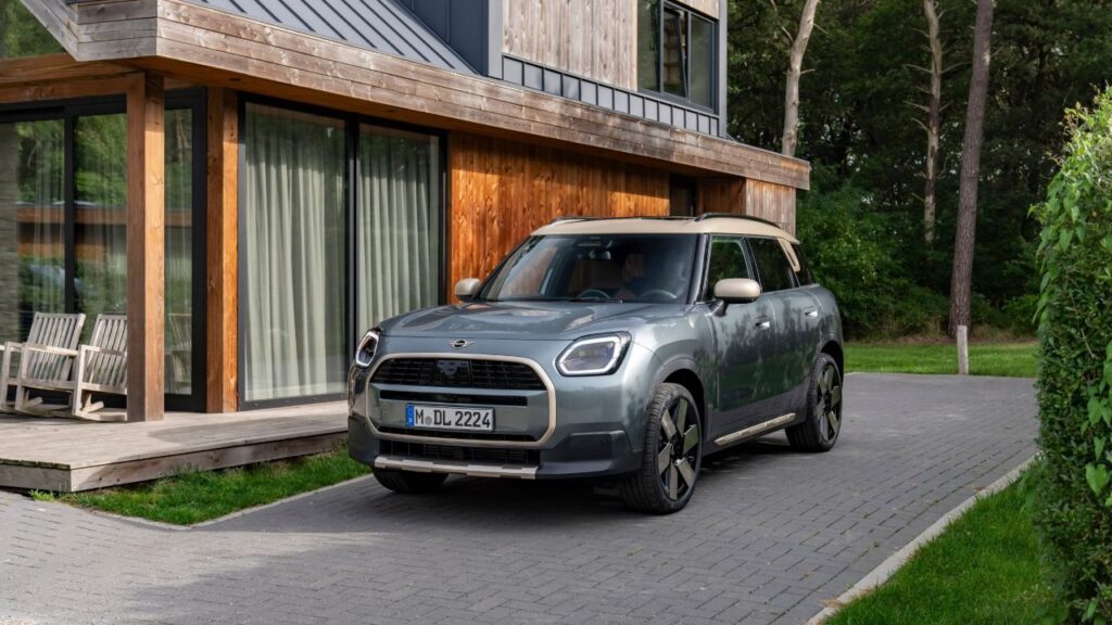 MINI Countryman le SUV MINI grand format