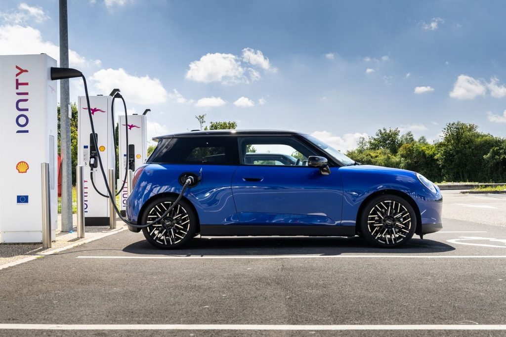 MINI Cooper Electric pour un jeune conducteur