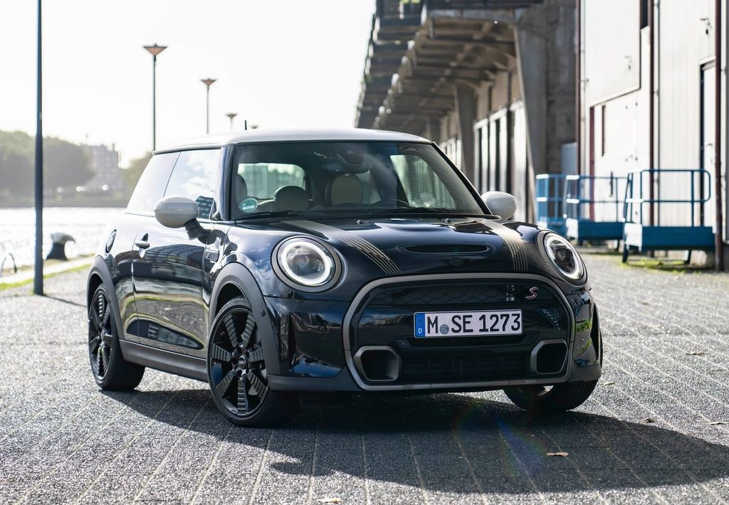 MINI Cooper Resolute Edition une interprétation du style britannique élégant
