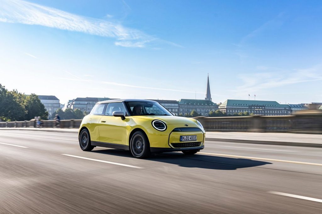 Rouler sereinement après l'entretien MINI électrique